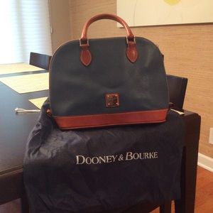 Dooney & Bourke leather purse